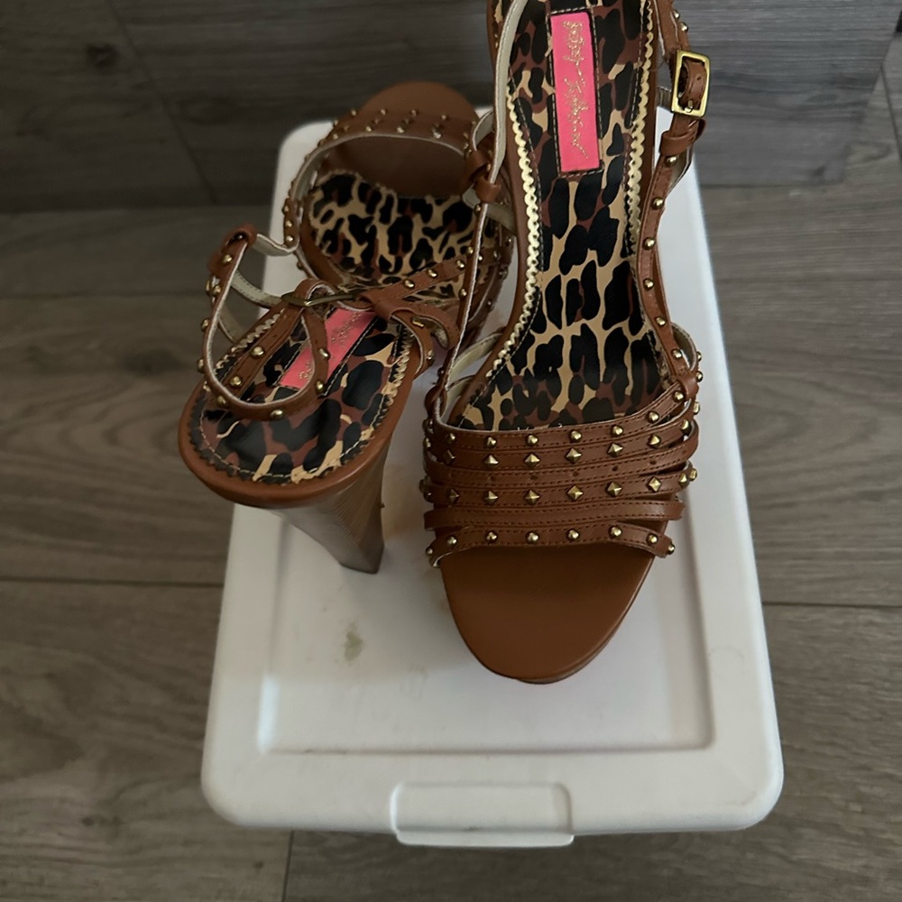 Betsey  Johnson
